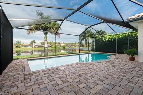 7798 Martino Cir, Naples, FL 34112