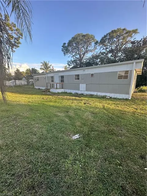 20345 Sherrill Ln, Estero, FL 33928