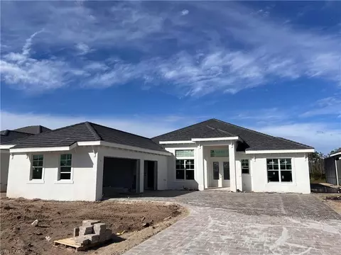 17271 Blue Sapphire Dr, Fort Myers, FL 33913