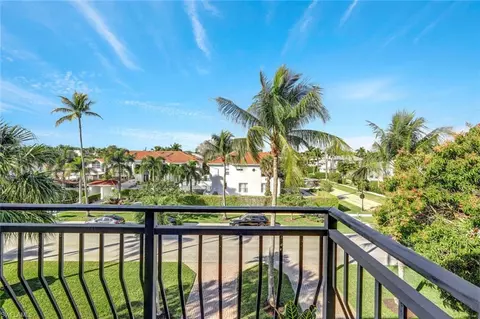 View/Area - 1006 5th St S, Naples, FL 34102 photo 1 of 2