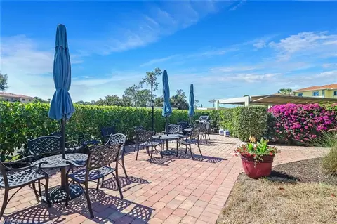 Exterior - 1025 Foxfire Ln #306, Naples, FL 34104 photo 3 of 10