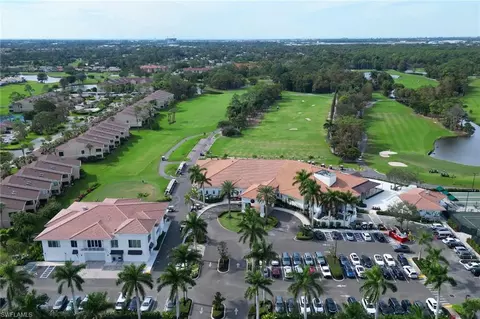 View/Area - 1025 Foxfire Ln #306, Naples, FL 34104 photo 2 of 6