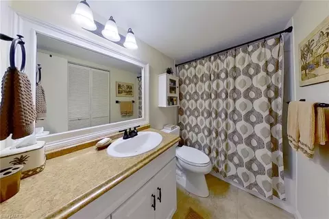 Bath - 1025 Foxfire Ln #306, Naples, FL 34104 photo 3 of 3