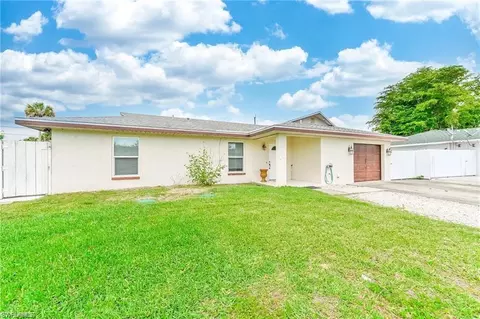 5381 21st Pl SW, Naples, FL 34116