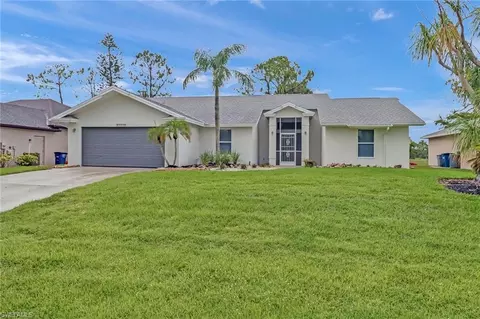 25170 Divot Dr, Bonita Springs, FL 34135