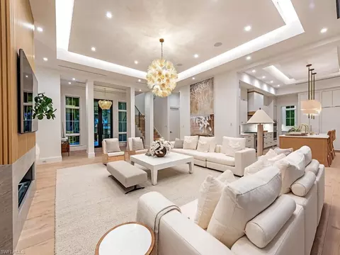 Living - 480 Spinnaker Dr, Naples, FL 34102 photo 4 of 5