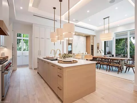 Kitchen - 480 Spinnaker Dr, Naples, FL 34102 photo 3 of 3