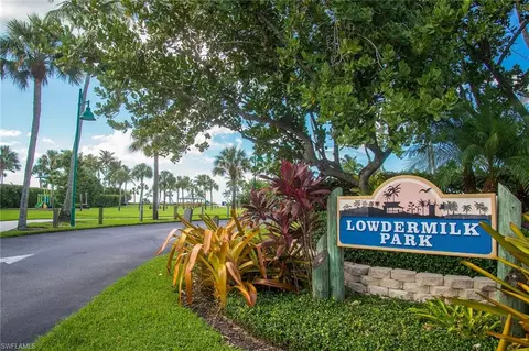1162 8th Ter N, Naples, FL 34102 photo 6