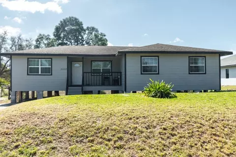 3003 3rd St SW, Lehigh Acres, FL 33976