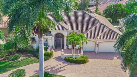 4000 Reflection Ct, Naples, FL 34109 photo 3