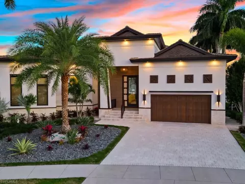1547 Buccaneer Ct, Marco Island, FL 34145