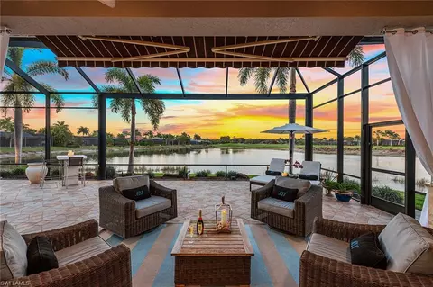 5109 Cerromar Dr, Naples, FL 34112