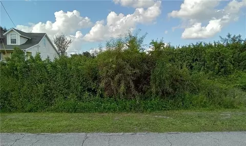 619 Chemstrand St E, Lehigh Acres, FL 33974