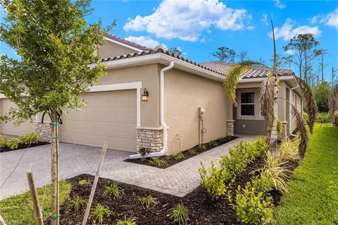 10297 Bonavie Cove Dr, Fort Myers, FL 33966