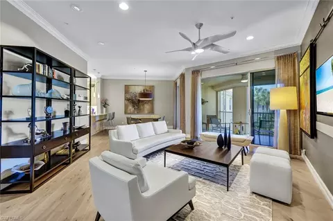 200 L Ambiance Cir #2-205, Naples, FL 34108