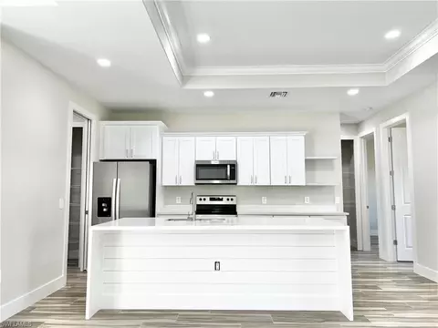 2001 Grayson Ave, Alva, FL 33920 photo 5