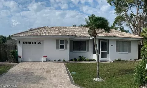 1753 Azalea Ln, Naples, FL 34105