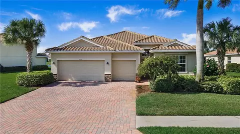 2081 Satsuma Ln, Naples, FL 34120