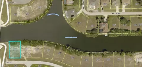 3121 NW 9th St, Cape Coral, FL 33993