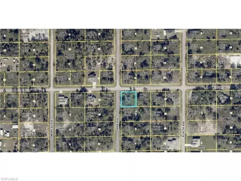 1307 W 15th St, Lehigh Acres, FL 33972