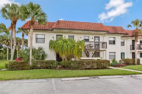 4278 27th Ct SW #202, Naples, FL 34116