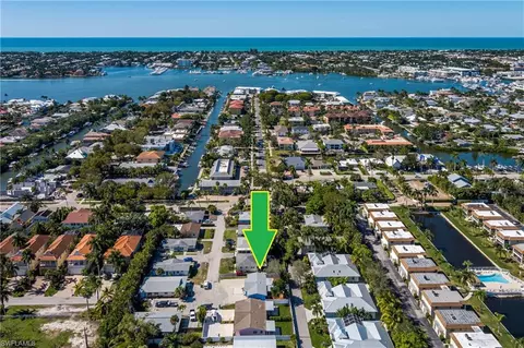 1781 Smugglers Cv #A AND B, Naples, FL 34112