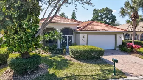 3947 Ruxton Rd, Naples, FL 34116