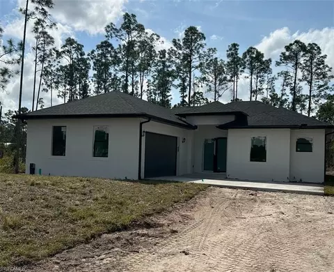 2374 29th Ave NE, Naples, FL 34120