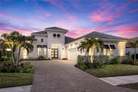 14292 Laguna Springs Ln, Naples, FL 34114