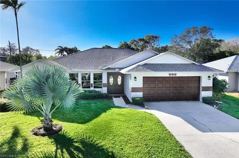 888 Hidden Terrace Rd, Naples, FL 34104