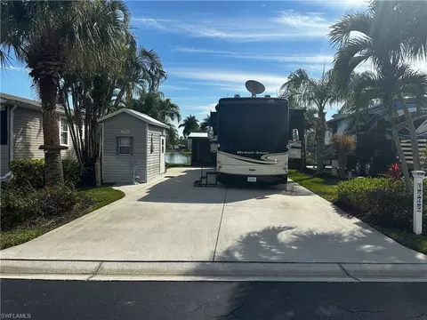 1249 Diamond Lake Cir, Naples, FL 34114