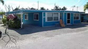 2657 Coco Plum Dr, Matlacha, FL 33993