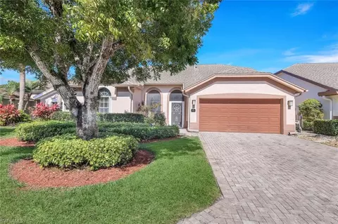 7614 Citrus Hill Ln, Naples, FL 34109
