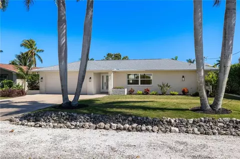 Exterior - 415 Panay Ave W, Naples, FL 34113 photo 2 of 8
