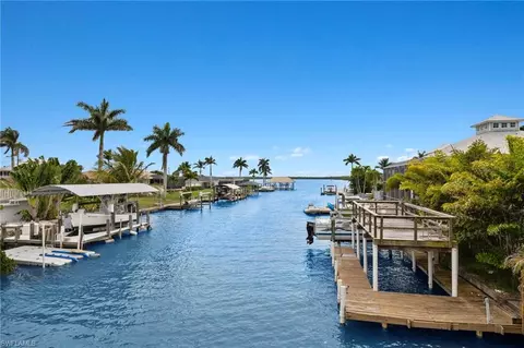 View/Area - 415 Panay Ave W, Naples, FL 34113 photo 2 of 7