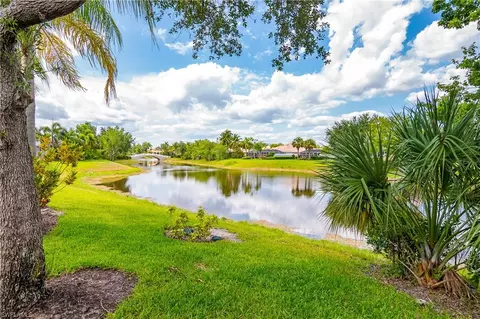 28647 Wahoo Dr, Bonita Springs, FL 34135
