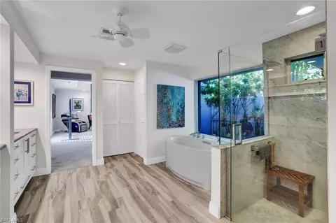 Bath - 735 Old Trail Dr, Naples, FL 34103 photo 2 of 4