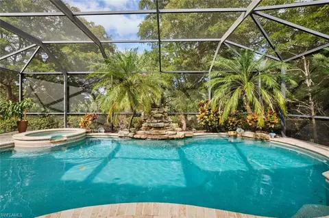 8286 Sumner Ave, Fort Myers, FL 33908