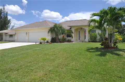 1429 SW 4th Pl, Cape Coral, FL 33991