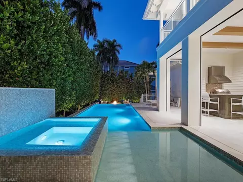 141 9th Ave S, Naples, FL 34102 photo 3