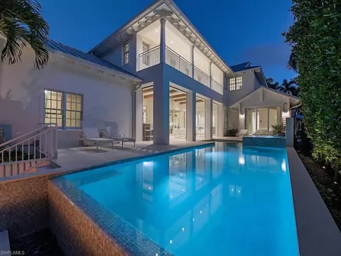 141 9th Ave S, Naples, FL 34102 photo 2