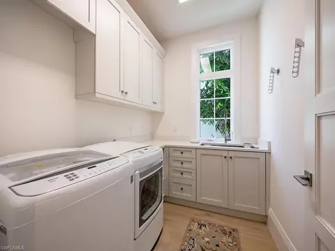 141 9th Ave S, Naples, FL 34102 photo 21