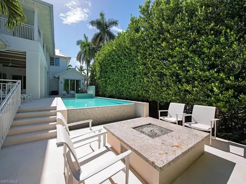 141 9th Ave S, Naples, FL 34102 photo 8