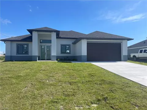 205 NW 15th Pl, Cape Coral, FL 33993