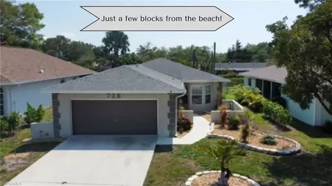 728 92nd Ave N, Naples, FL 34108
