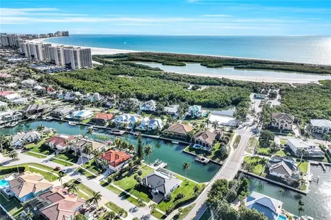 550 Taylor Ct, Marco Island, FL 34145