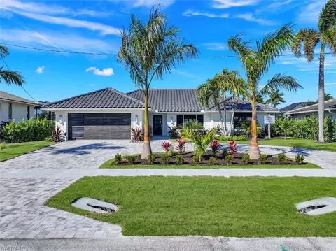 838 Magnolia Ct, Marco Island, FL 34145