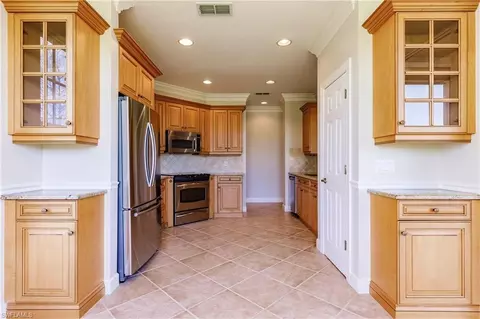 9261 Indigo Isle Ct #102, Bonita Springs, FL 34135