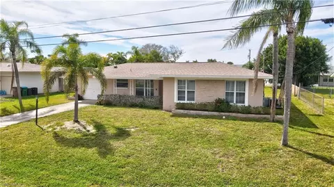 3830 SE 12th Pl, Cape Coral, FL 33904