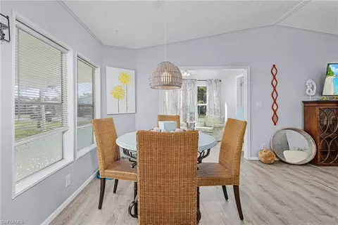 Dining - 191 Lime Key Ln #90, Naples, FL 34114 photo 1 of 4
